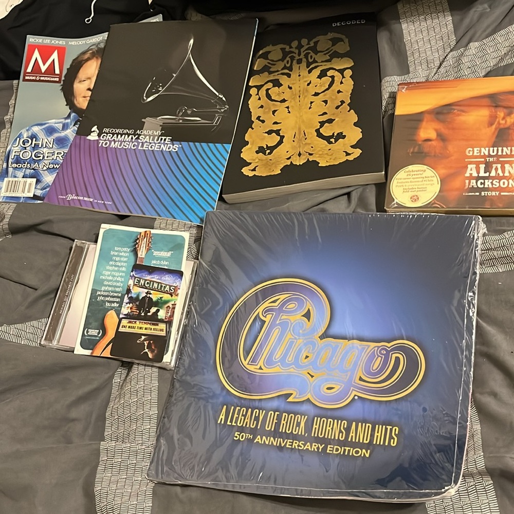 ROCK & Roll 50 Year Songwriter Hall of Fame 2019 Gift Bag Collection 1 NIGHT NEW - Picture 11 of 16